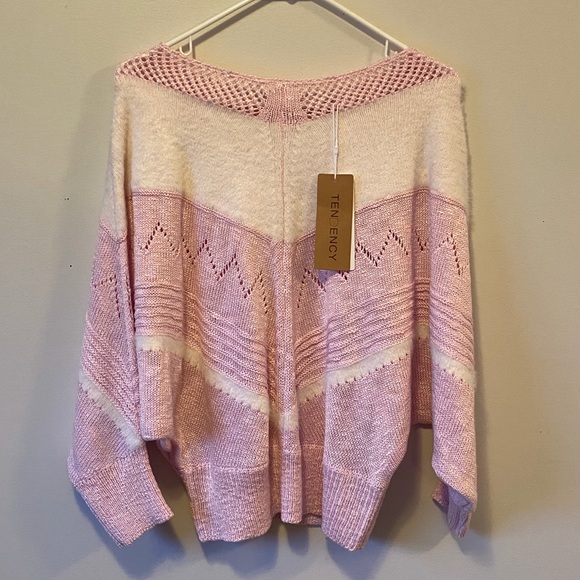 Pink and white soft fuzzy slouchy vintage style sweater - Picture 1 of 3